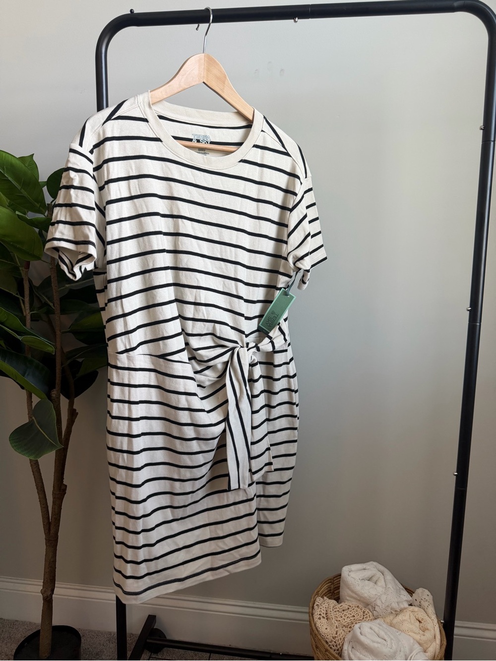 Terra & Sky Cream and Black Striped Tie-Waist Short Sleeve Dress